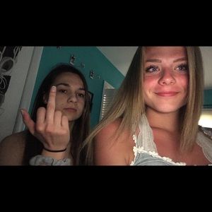 Meet your Posher, Tori